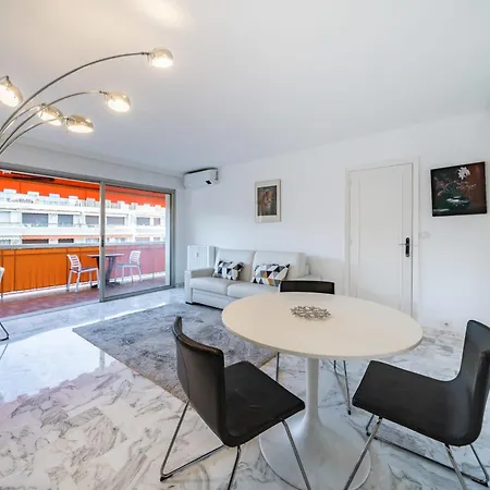 2 Pieces A Deux Pas Du Centre De Апартаменты *
